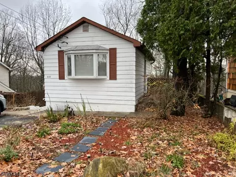 632 Brooklyn Mountain Rd, Hopatcong, NJ 07843