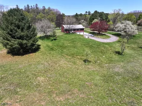 217 River Rd, Montague, NJ 07827