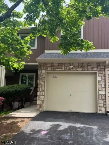 109 Bond St, Bridgewater, NJ 08807