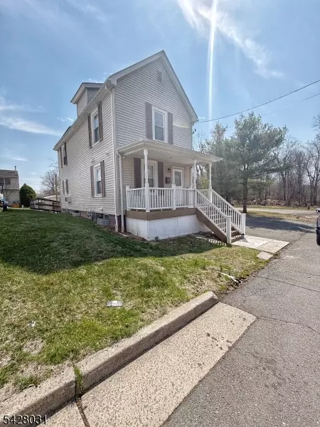 52 Huff Ave, Manville, NJ 08835
