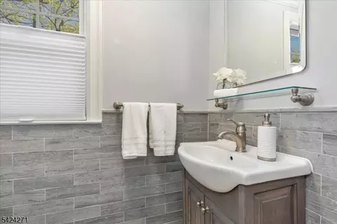 175 Division Ave, Summit, NJ 07901 photo 18