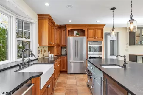 175 Division Ave, Summit, NJ 07901 photo 14