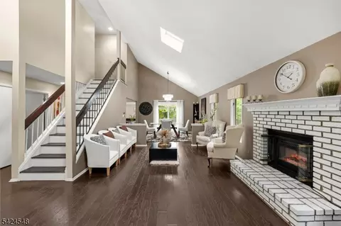 45 Ditmars Cir, Hillsborough, NJ 08844