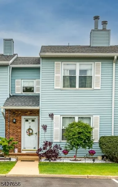 87 Brookview Cir, Jamesburg, NJ 08831
