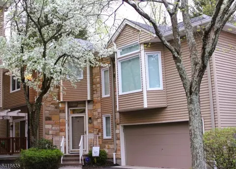62 Blackburne Ter, West Orange, NJ 07052