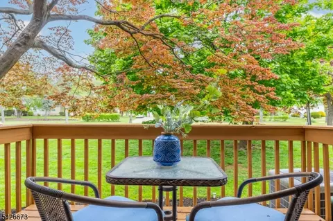 1092 Robin Rd, Hillsborough, NJ 08844