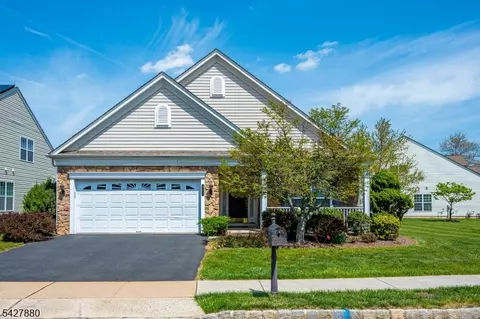 281 Longwood Ln, Somerset, NJ 08873