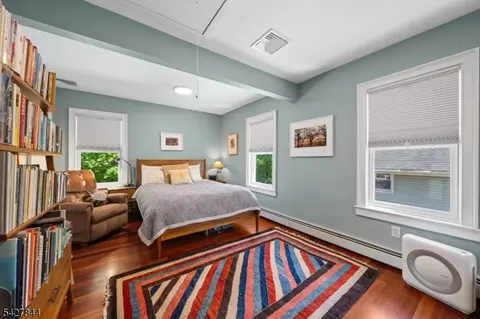 76 High St, Nutley, NJ 07110 photo 23