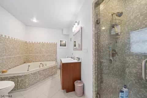 76 High St, Nutley, NJ 07110 photo 25
