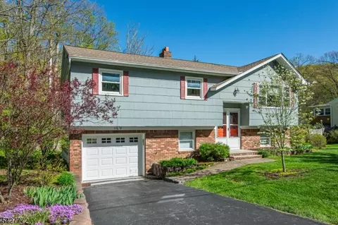 57 Lounsberry Hollow Rd, Sussex, NJ 07461
