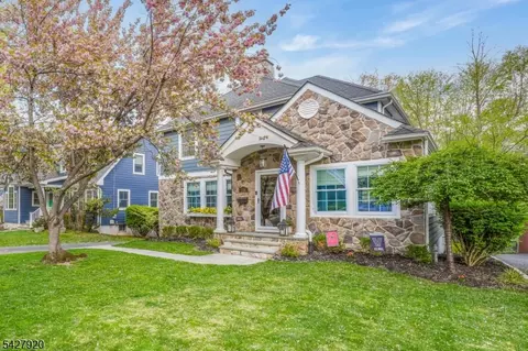 114 Coleman Ave, Chatham, NJ 07928