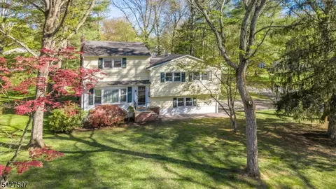 380 Charnwood Rd, New Providence, NJ 07974