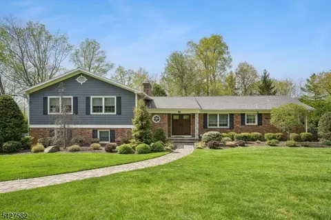89 Westview Rd, Short Hills, NJ 07078