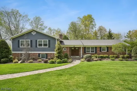 89 Westview Rd, Short Hills, NJ 07078