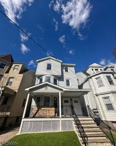 105 S 7th St, Newark, NJ 07107