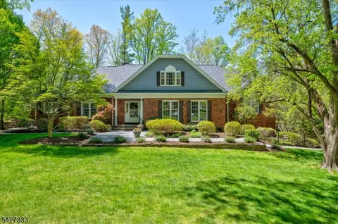 57 Mohawk Rd, Short Hills, NJ 07078