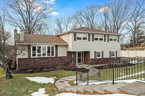 41 Towsen Rd, Wayne, NJ 07470