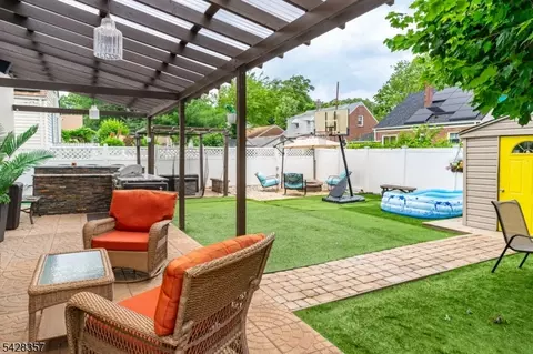 721 Sheridan Ave, Roselle, NJ 07203