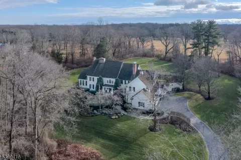 46 Sand Spring Rd, Morristown, NJ 07960