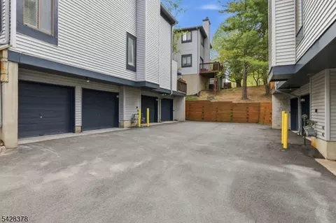 54 Overlook Dr, Hackettstown, NJ 07840 photo 22