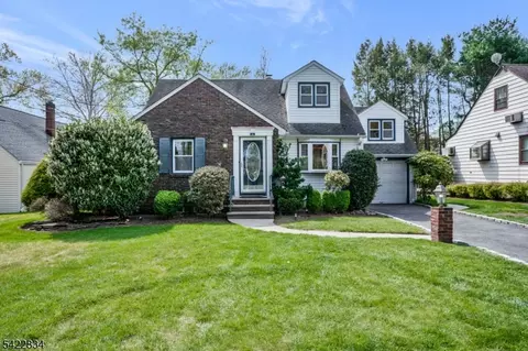 3 Shawnee Rd, Cranford, NJ 07016