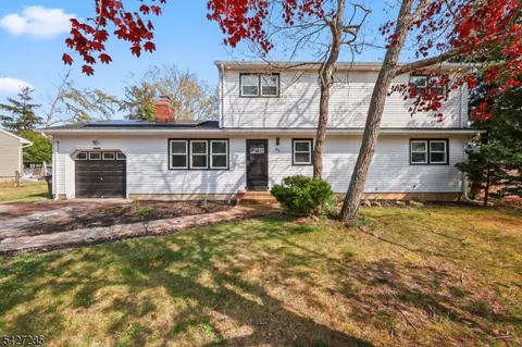 432 18th Ave, Brick Twp, NJ 08724