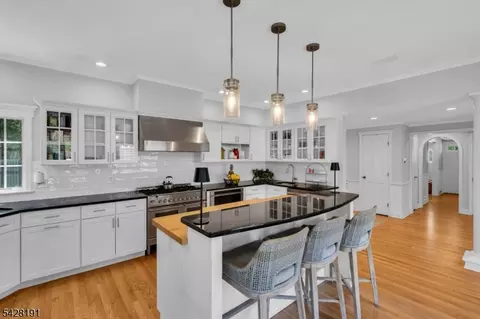 1657 Forest Hill Rd, Plainfield, NJ 07060 photo 16