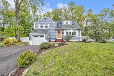 14 Meadow Dr, Little Falls Twp, NJ 07424