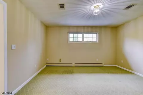 7 Matthew Rd, Wayne, NJ 07470 photo 29