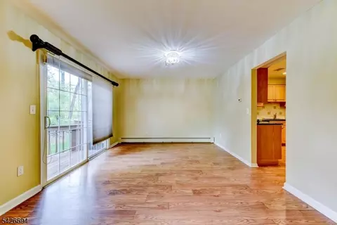 7 Matthew Rd, Wayne, NJ 07470 photo 11