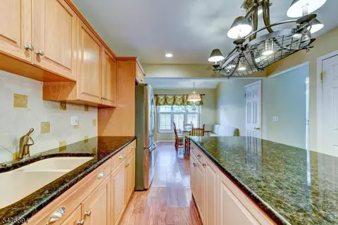 7 Matthew Rd, Wayne, NJ 07470 photo 19