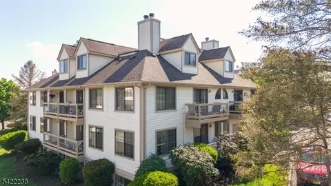 2301 Privet Way, Basking Ridge, NJ 07920