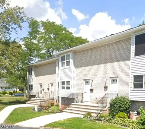 1030 Robin Rd, Hillsborough, NJ 08844
