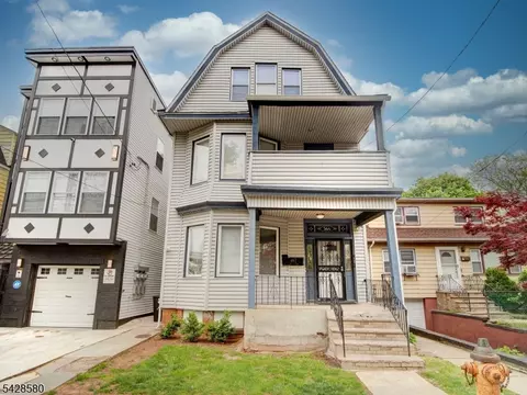 564 Sanford Ave, Newark, NJ 07106