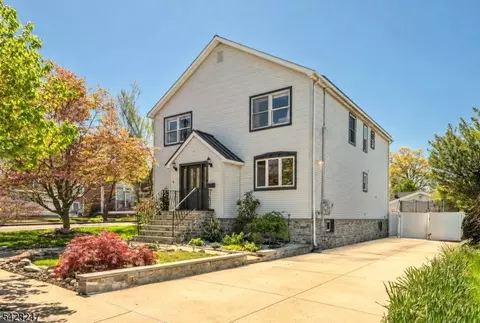 530 5th Ave, Lyndhurst, NJ 07071
