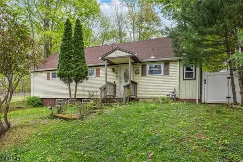 787 Tabor Rd, Morris Plains, NJ 07950