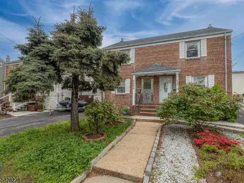 624 Summer St # A, Elizabeth, NJ 07202