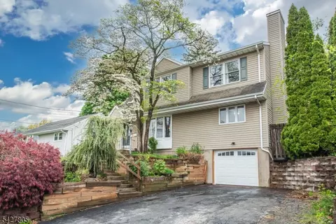 6 Ward Ave, Butler, NJ 07405