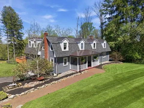 33 Mt Lebanon Rd, Lebanon Twp, NJ 07865