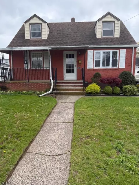 274 Schepis Ave, Saddle Brook, NJ 07663