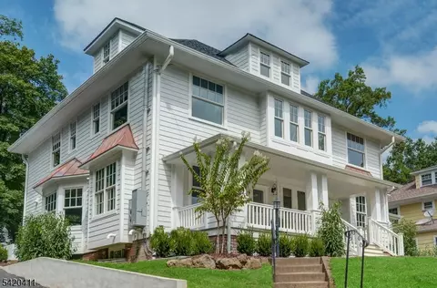 89 Maplewood Ave #1, Maplewood, NJ 07040
