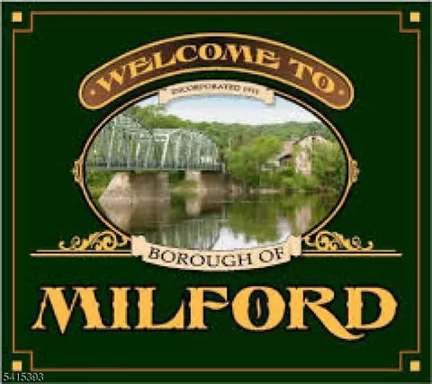 14 Hillside Ave #1, Milford, NJ 08848