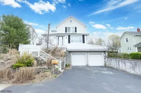 111 Ramapo Valley Rd, Mahwah, NJ 07430