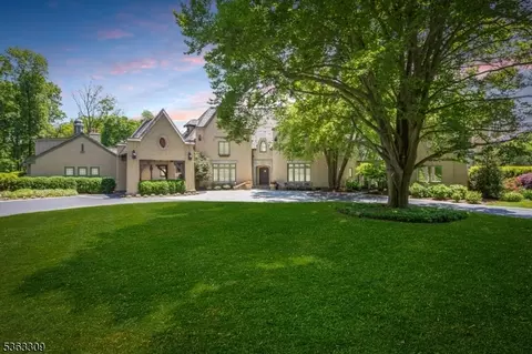 66 Charles Rd, Bernardsville, NJ 07924