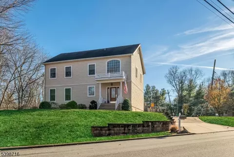 500 Blue Hill Ter, Franklin Lakes, NJ 07417