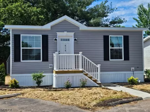 416 Kenbury Rd, Branchburg, NJ 08876