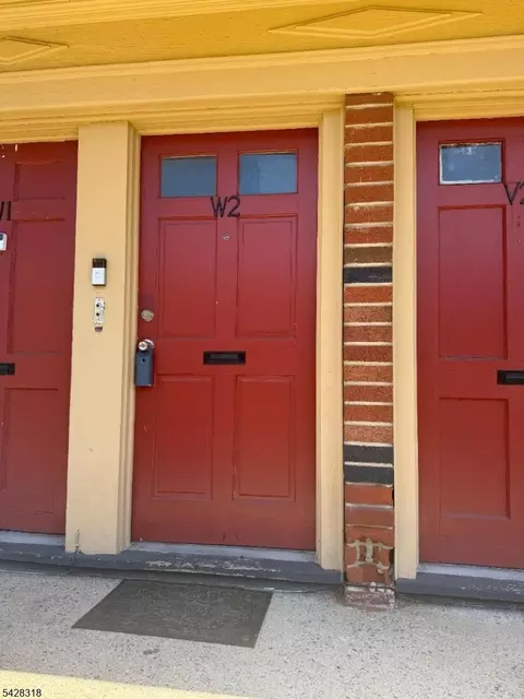 916 Stuyvesant Ave W2 #W2, Irvington, NJ 07111