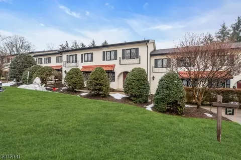 12 Dorado Dr # E, Morristown, NJ 07960