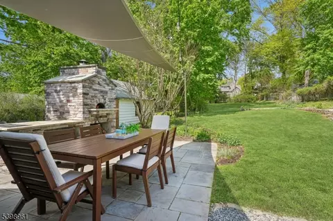 43 Parker Ave, Maplewood, NJ 07040