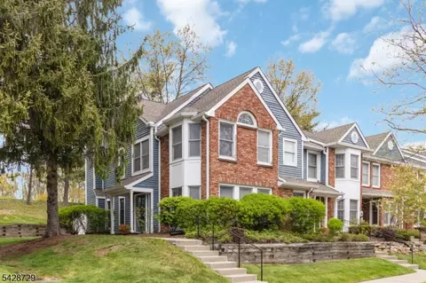 119 Hawthorne Ct, Rockaway, NJ 07866